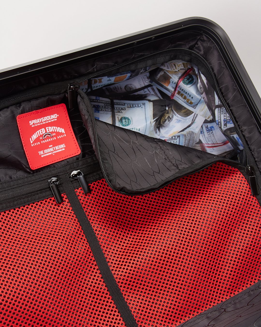 3AM SHARKNAUTICS 22? CARRY-ON LUGGAGE