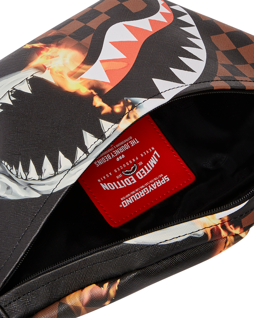 SHARKS IN PARIS UNSTOPPABLE SAVVY CROSSBODY