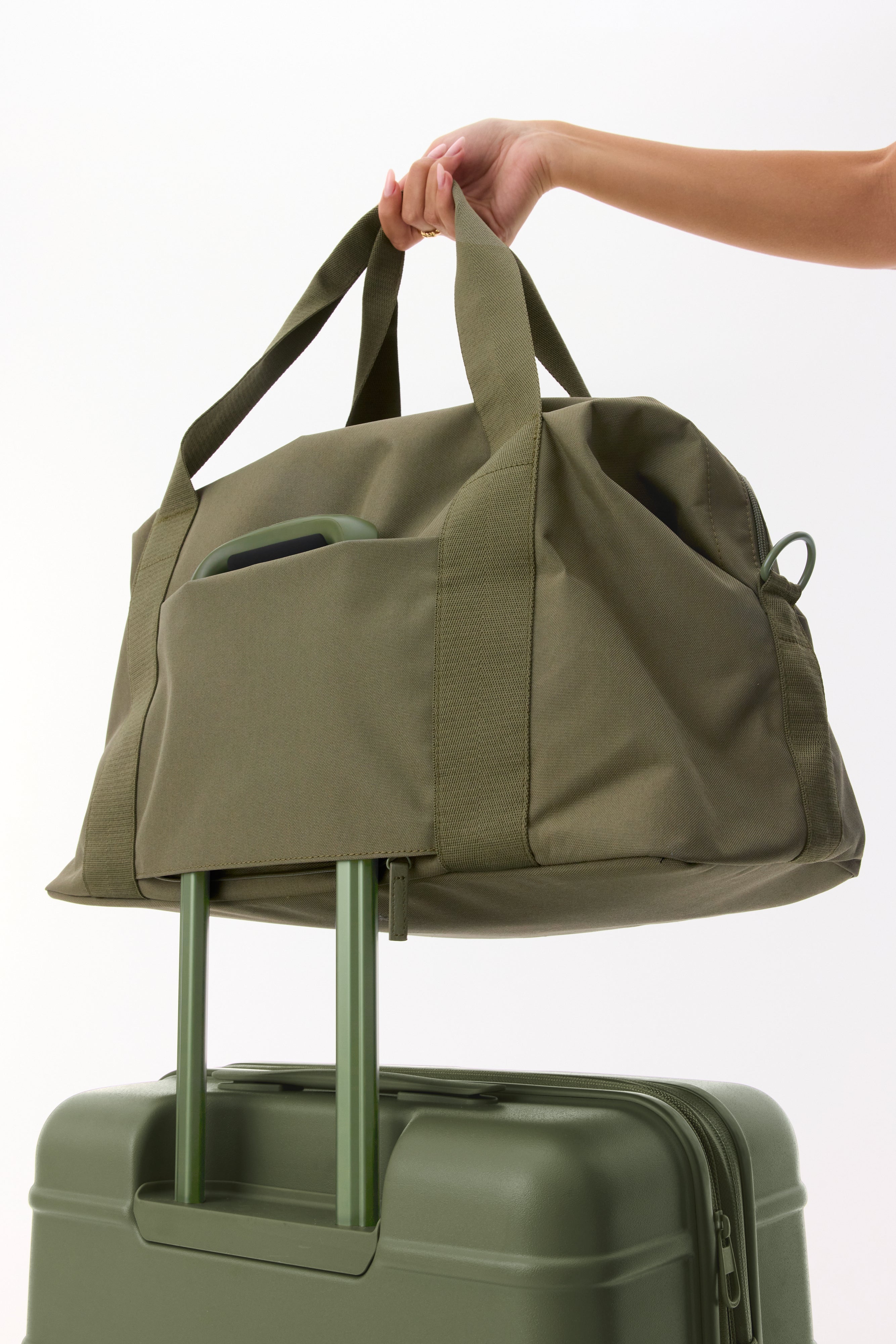 The B�ISics Duffle in Olive