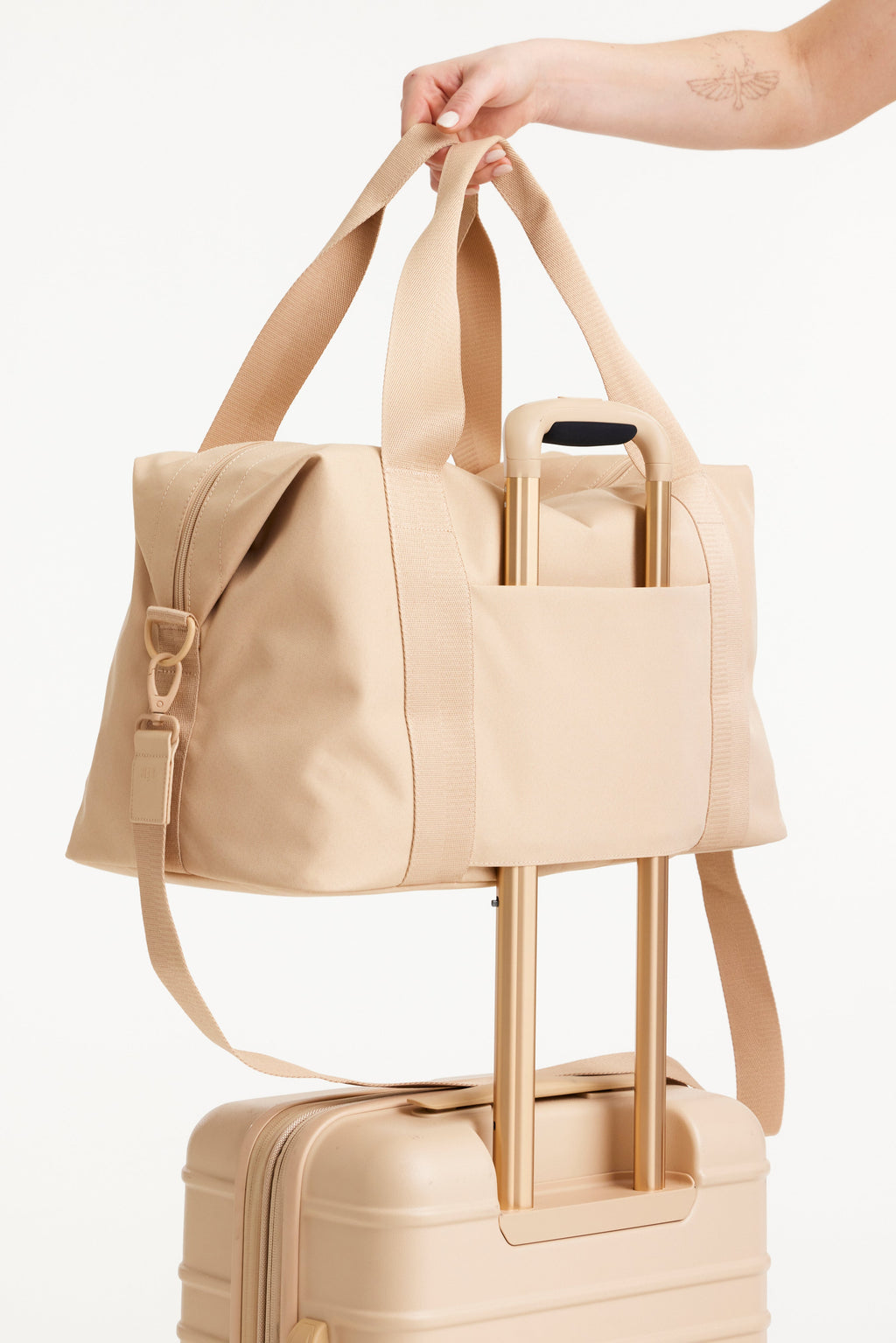 The B�ISics Duffle in Beige