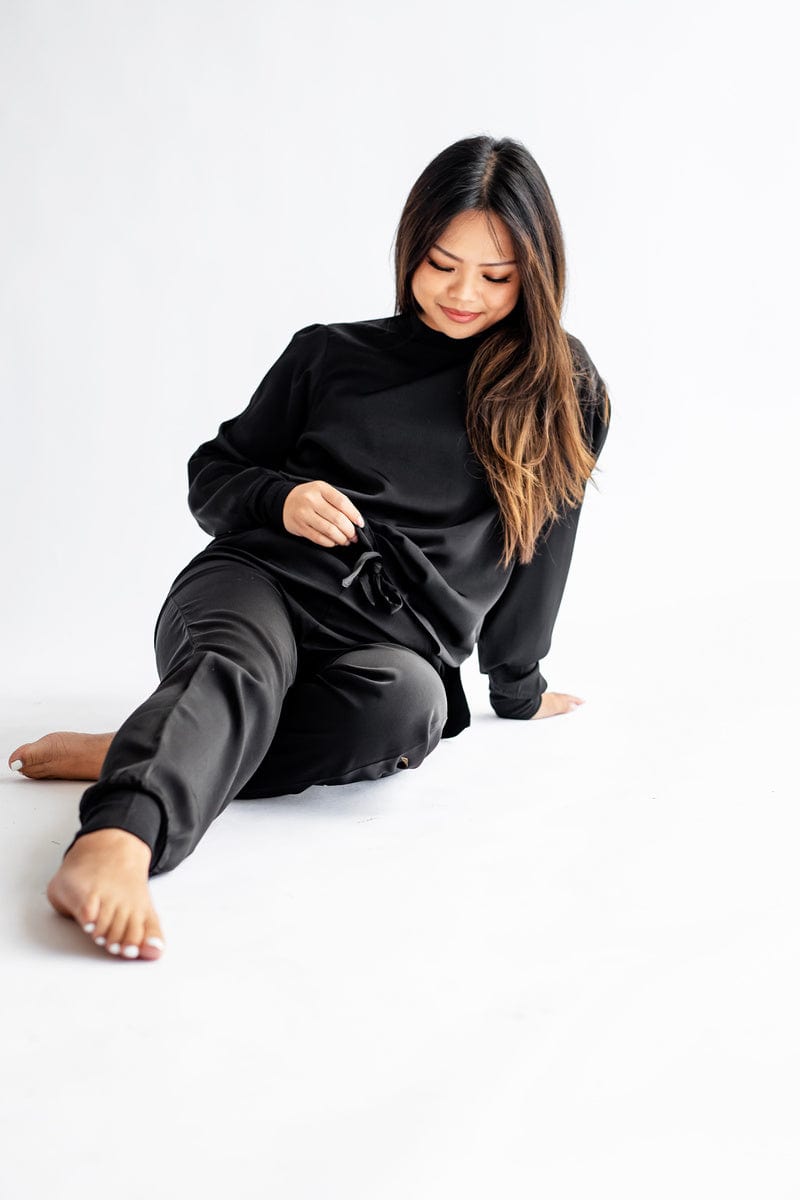 Must be Satin Pajamas - Black