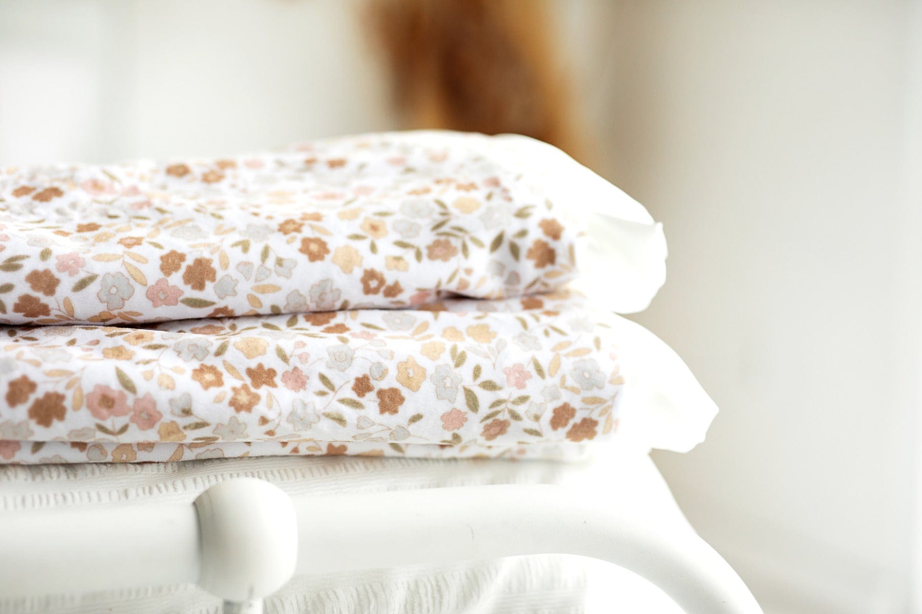 Dainty Floral Blanket